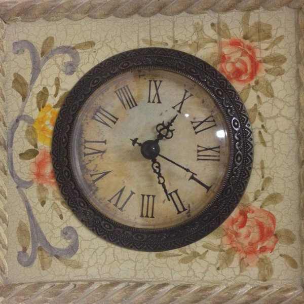 Vintage-Style Hand Painted Mantel Clock with Analog Quartz Movement